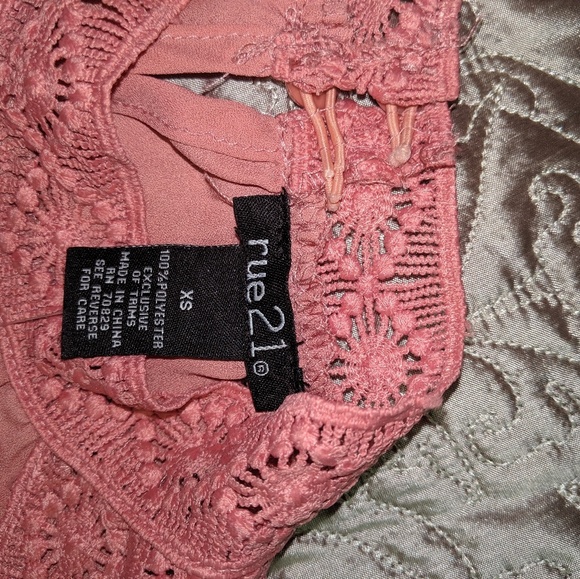 Rue 21 Pink Blouse - Picture 3 of 6